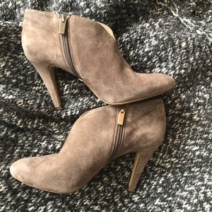 Banana Republic Heels